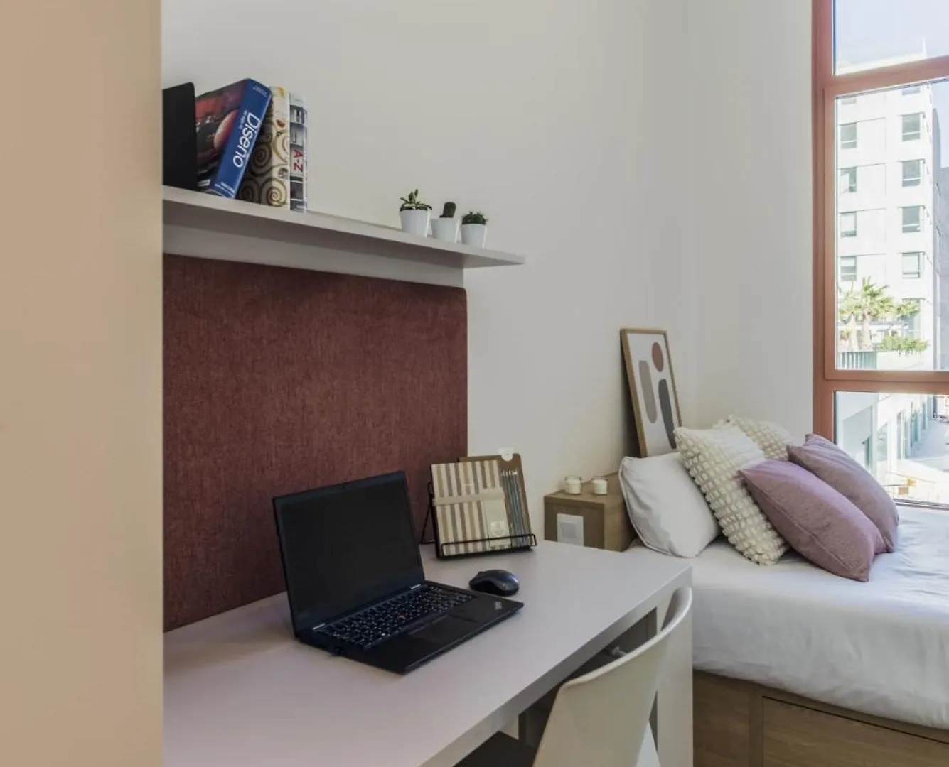 Aparto Cristobal De Moura Hall Of Residence - Only For Students In Барселона Апартаменты